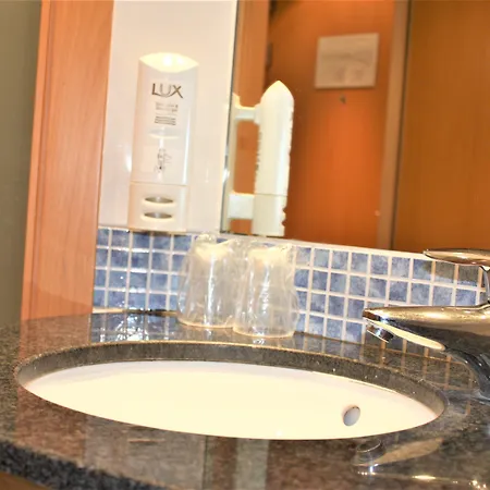 Express By Ihg 3* Molins de Rei