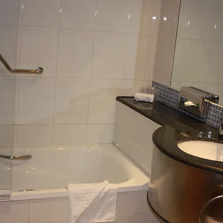 Express By Ihg Hotel