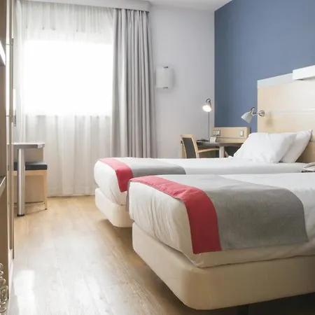 Hotel Express By Ihg Molins de Rei