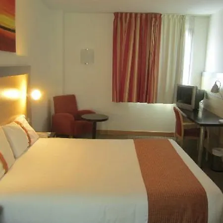 Express By Ihg Hotell